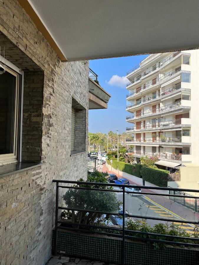 Palm Beach Studio Vue Port Canto Cannes Exterior foto